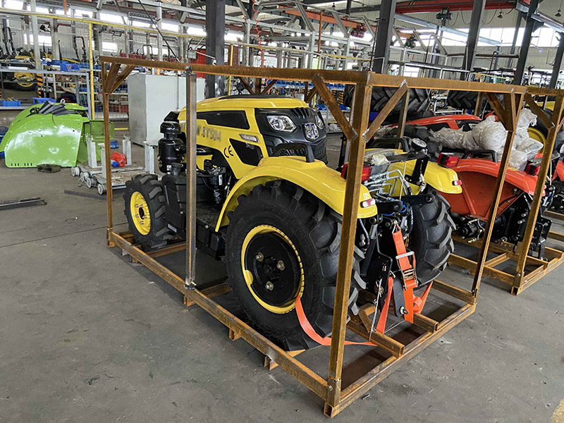 定制拖拉機發往歐洲