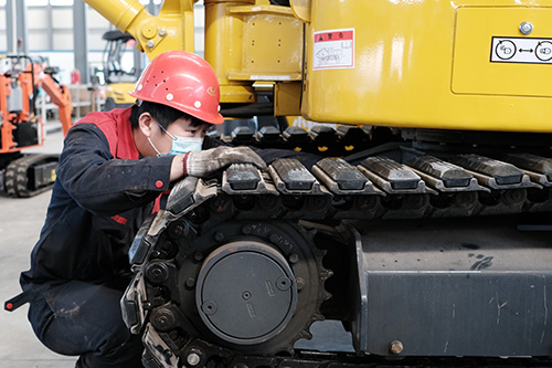 小土方工程對小型挖掘機的需求量越來越多你知道為什么嗎？