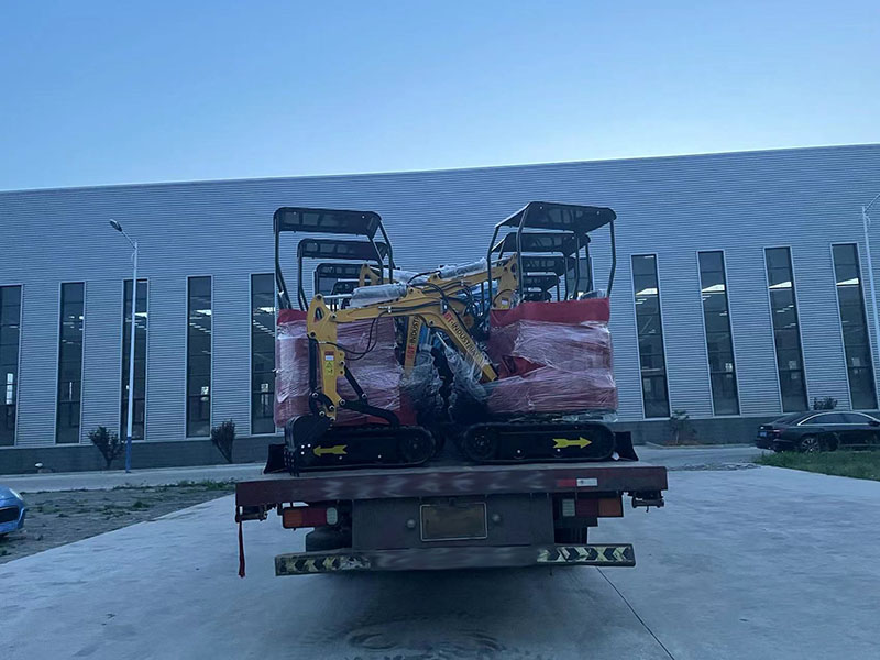 33臺HT10b小型挖掘機發往澳大利亞