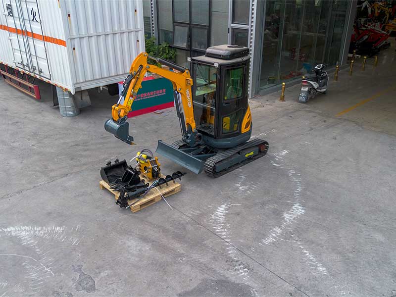 小型挖機施工優點體現